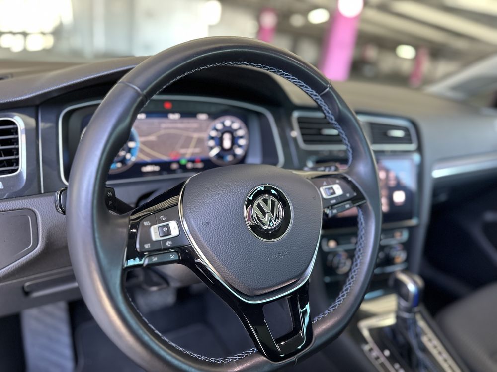 VW e-Golf 2018 36kW Highline full-led dynaudio