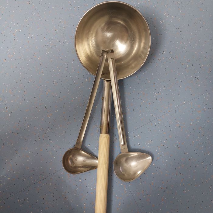 Посуд для столових та кафе