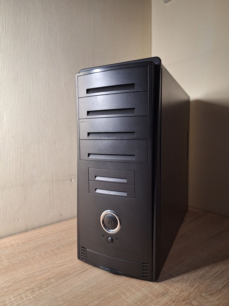 Системний блок (і5 2500, 8gb DDR3, SSD+HDD) +ще є монітор NEC 2170NX