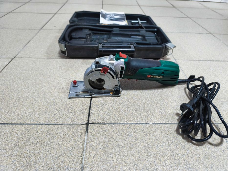 Serra circular pequena Parkside