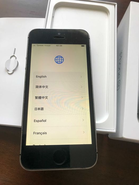 iPhone SE Black  32 GB (2016)