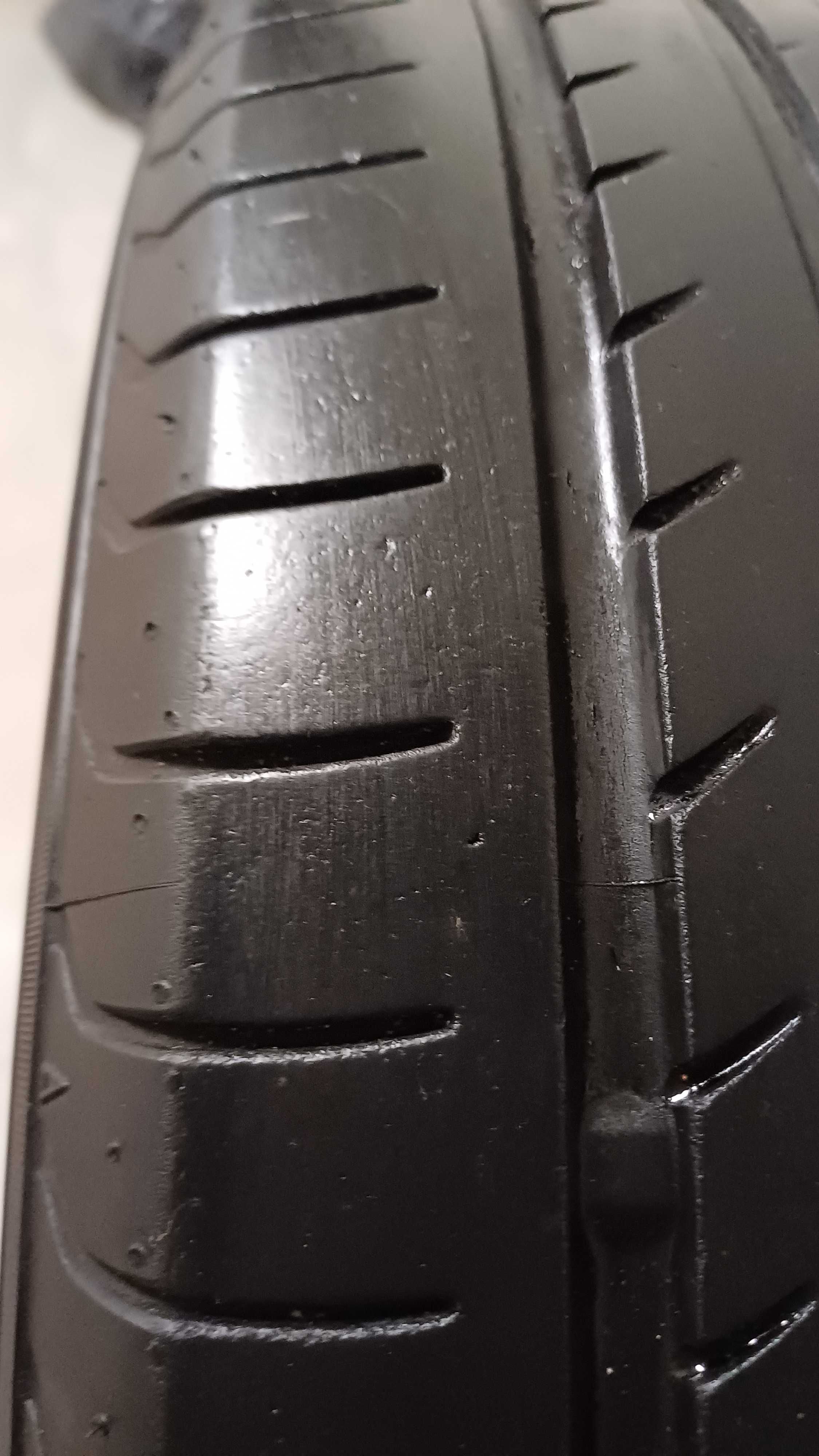 Yokohama 235/50R17 lato