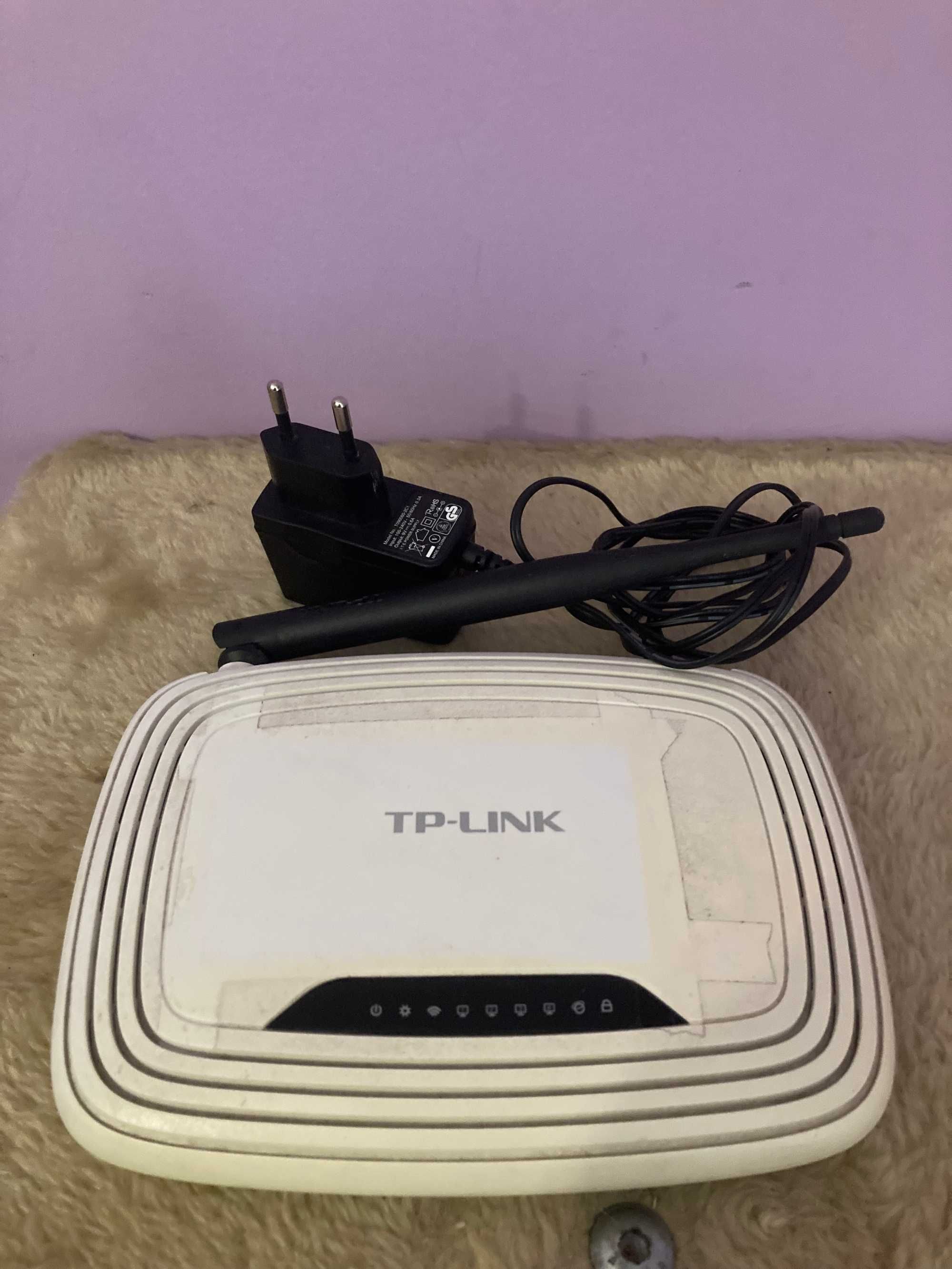 Продаю Wi-Fi роутер TP-LINK TL-WR741ND, торг!