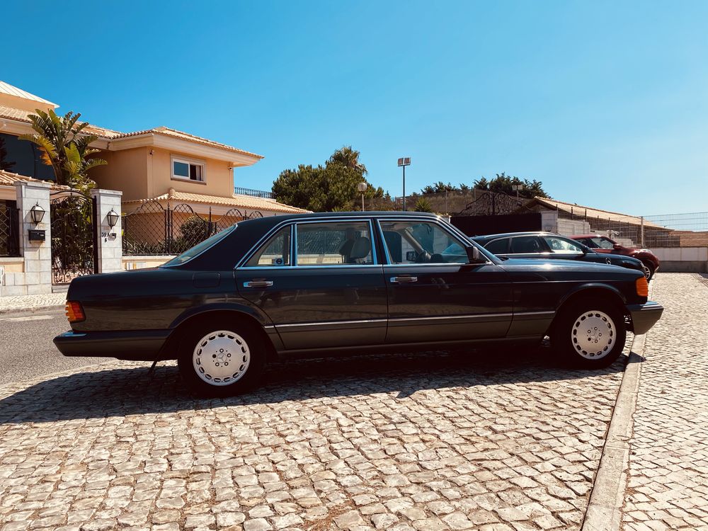 Mercedes-Benz 300 SEL W126