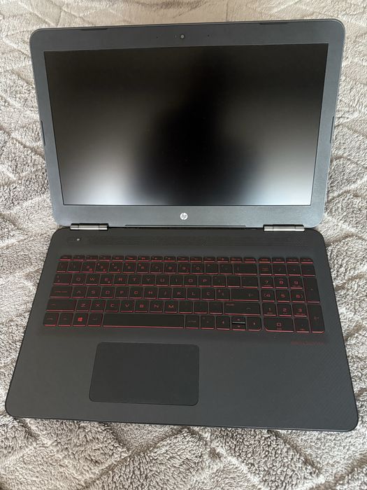 Portátil HP 15-ax002np