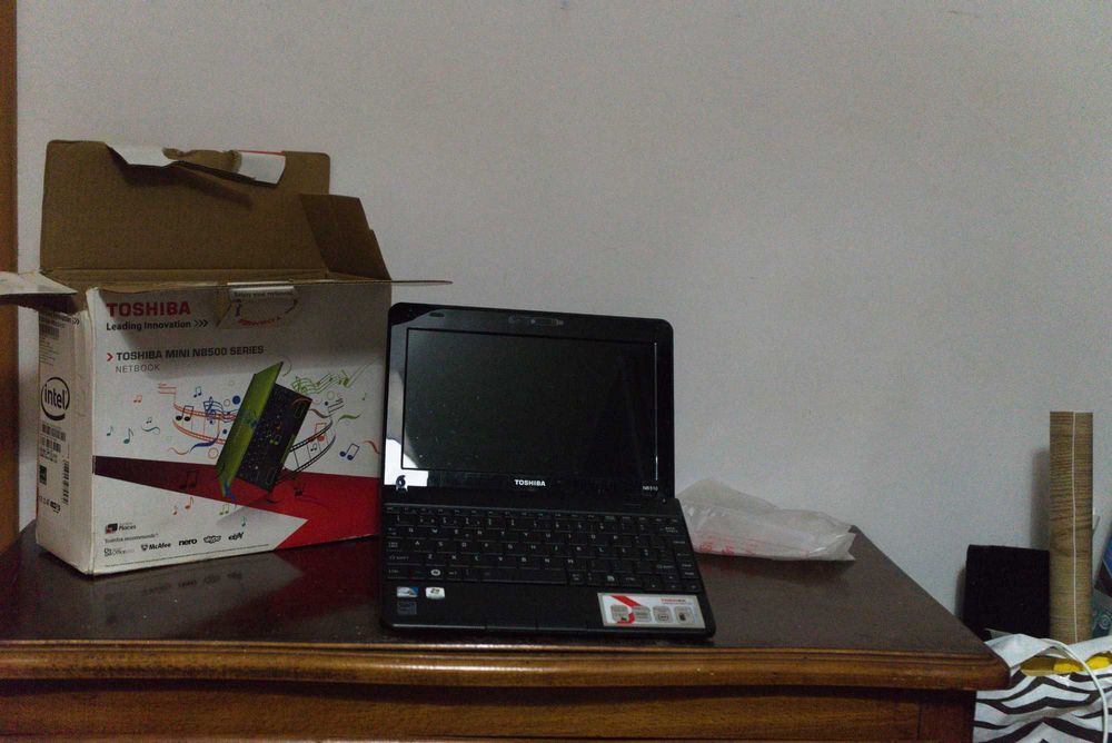 Portátil Toshiba Mini NB500 series – 10,1" / Atom / Bons Condições