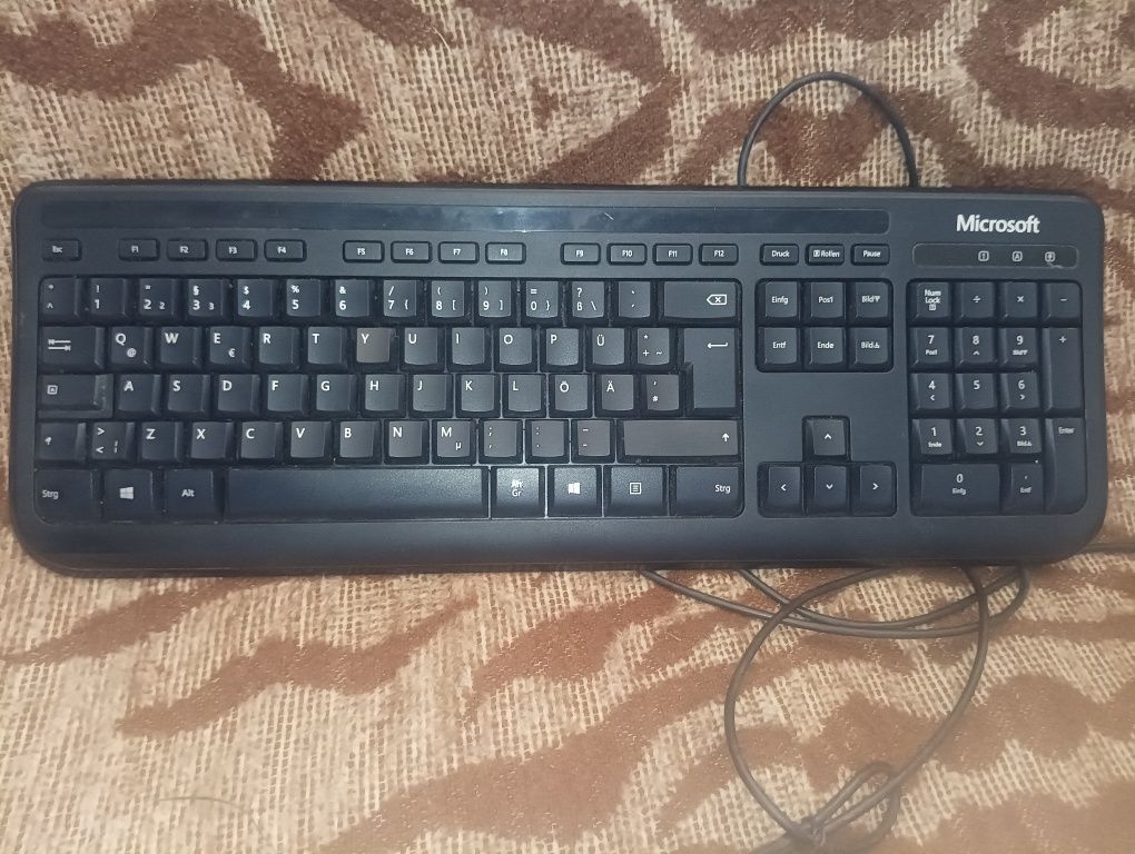 Klawiatura WIRED Keyboard 400