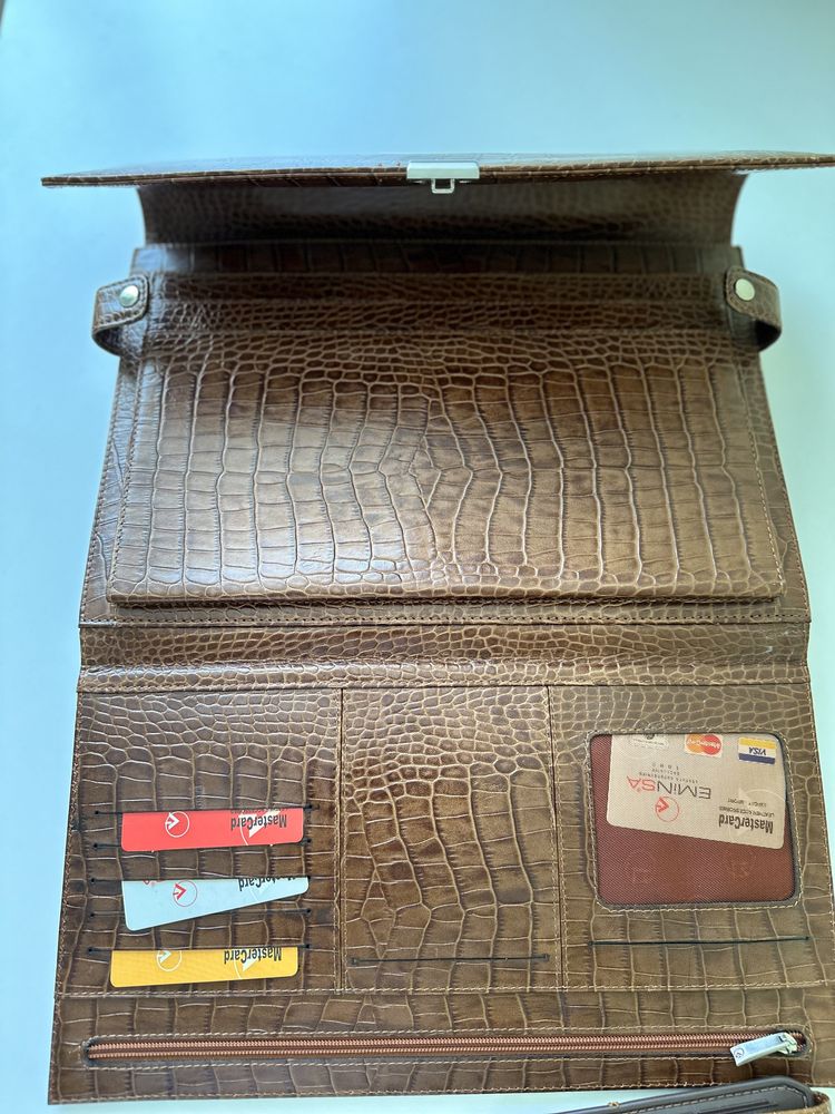 Кожаный мужской портфель коричневый