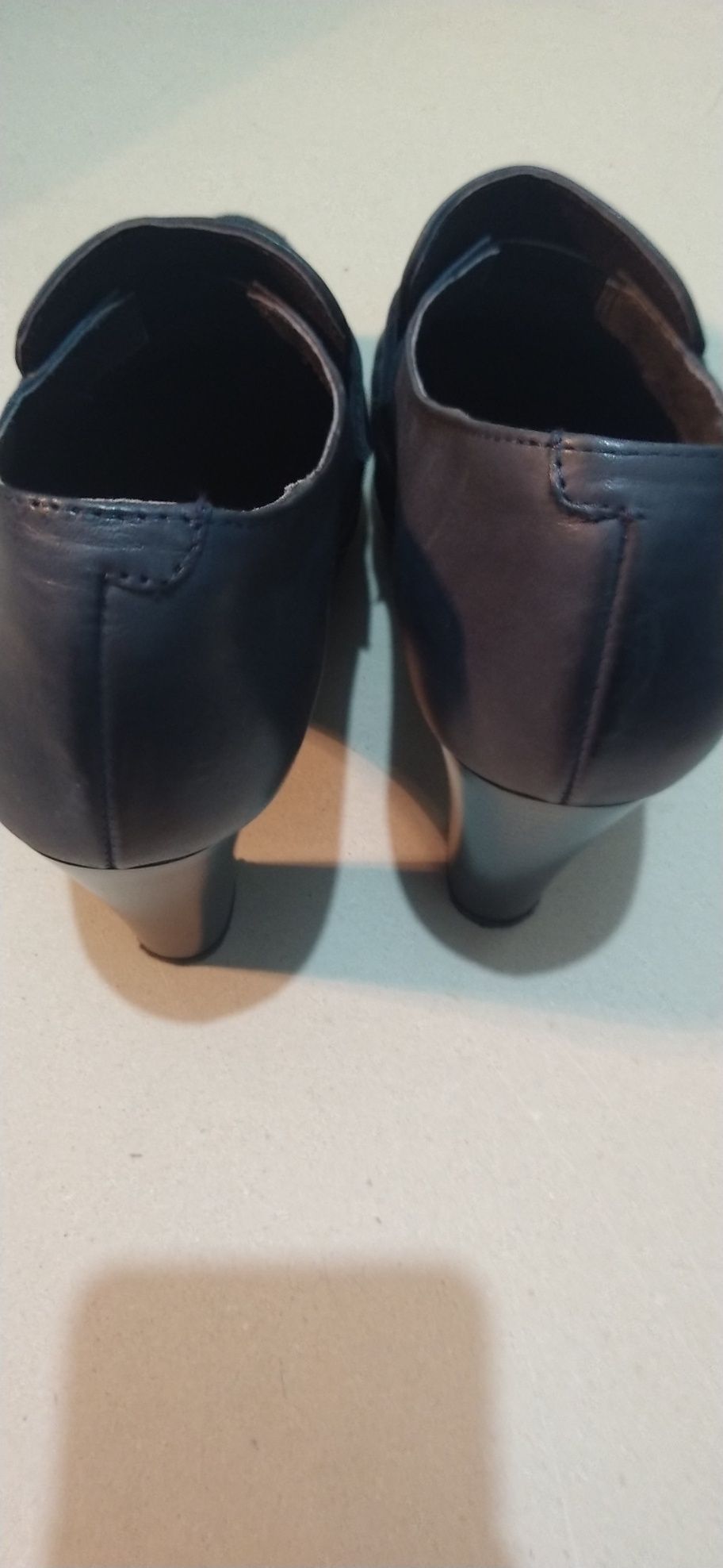 Sapatos  em pele
