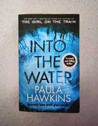 Livro "Into the Water" de Paula Hawkins (em Inglês)