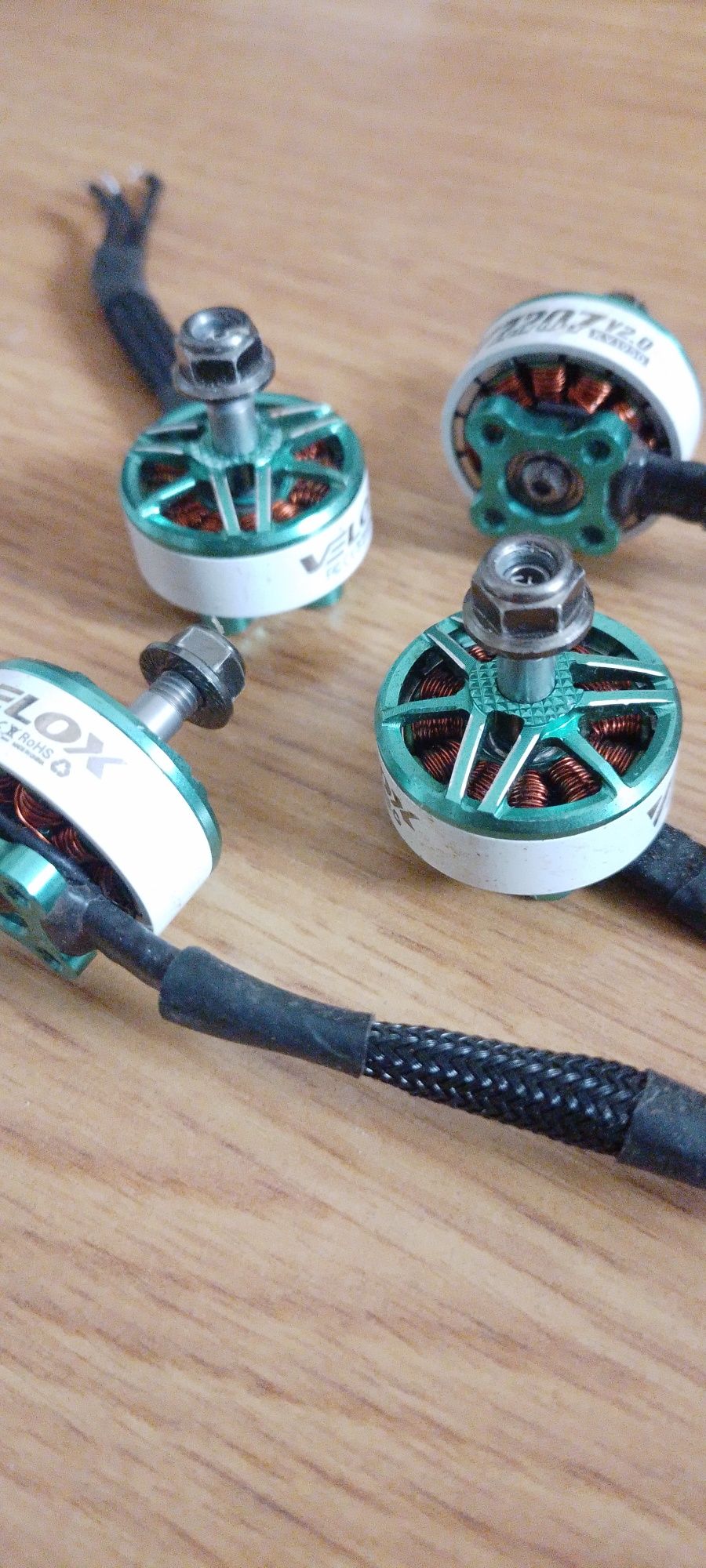 Fpv - Motores Velox 2207 v2.0 1950kv