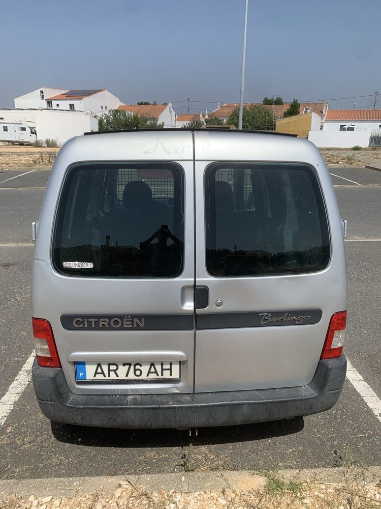 Citroen berlingo - boa de motor- espaçosa e exonomica