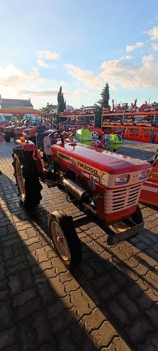 Campanha de Natal: Trator Yanmar YM 2000 + 4 alfaias POUPE 1250€