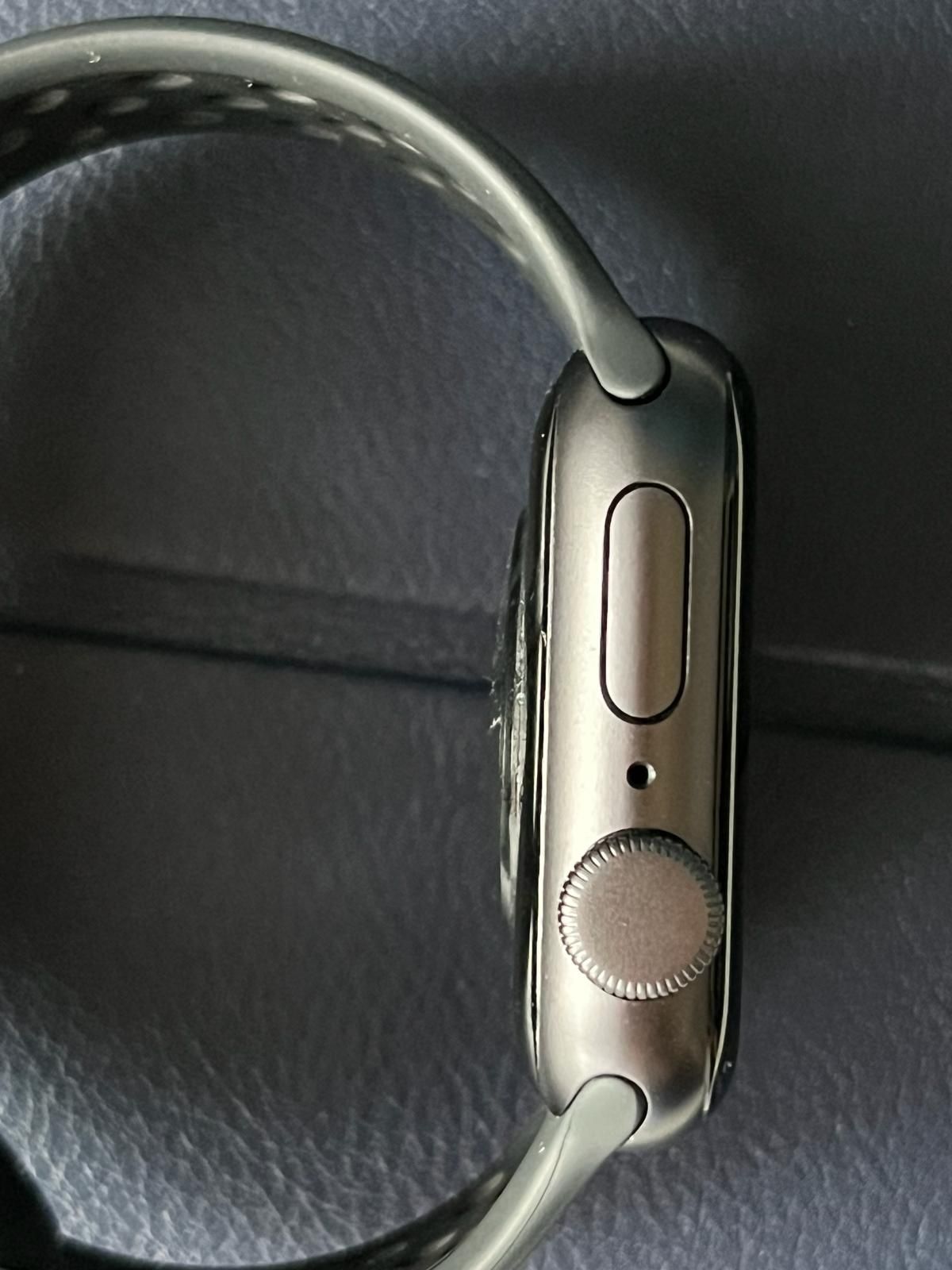 Apple Watch SE 40mm gwiezdna szarość