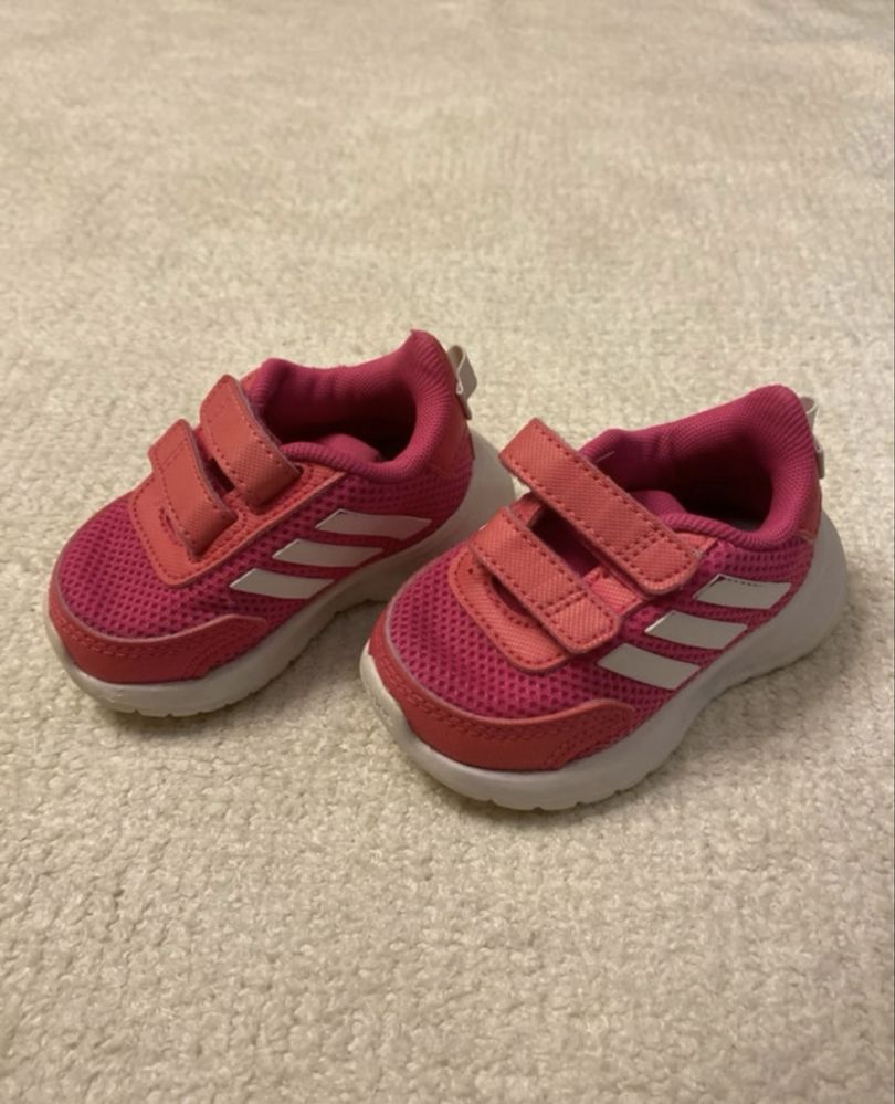 Ténis Adidas para bebé
