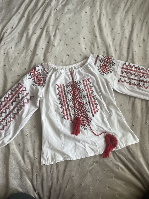 Вишиванка для дівчинки