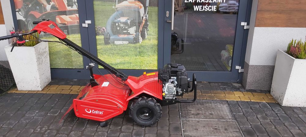 Wynajem Wypożyczalnia sprzętu  Glebogryzarka GLX-GT65-2B&S OPOLE