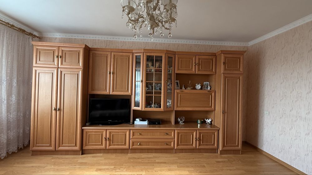Продам меблевий стінний блок