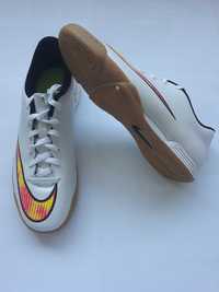 Nike Mercurial Vortex II IC N.º 40