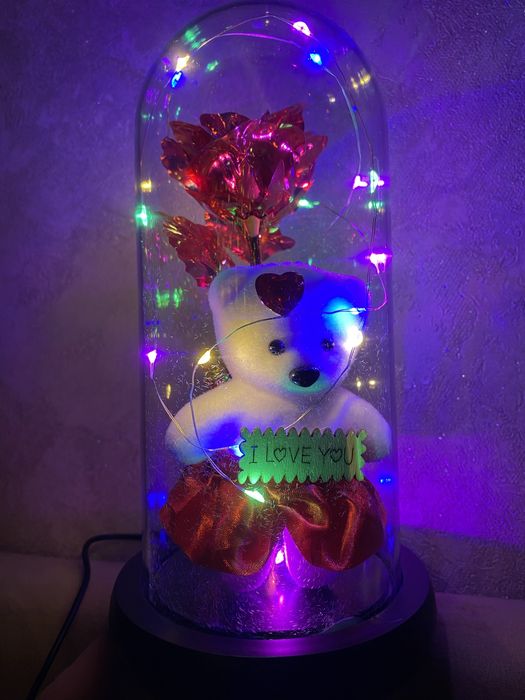 Троянда в колбі з медведиком