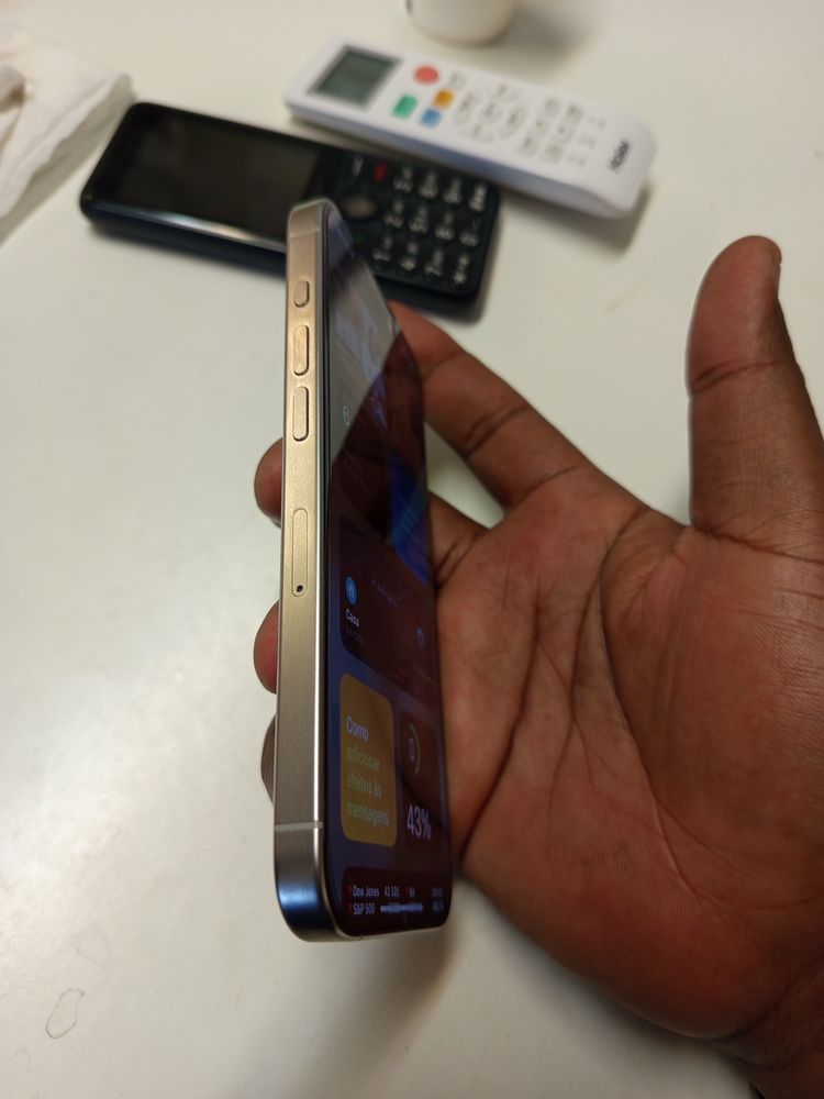 Vendo o meu iphone15 pro, com 89% de bateria e sem nenhum risco
