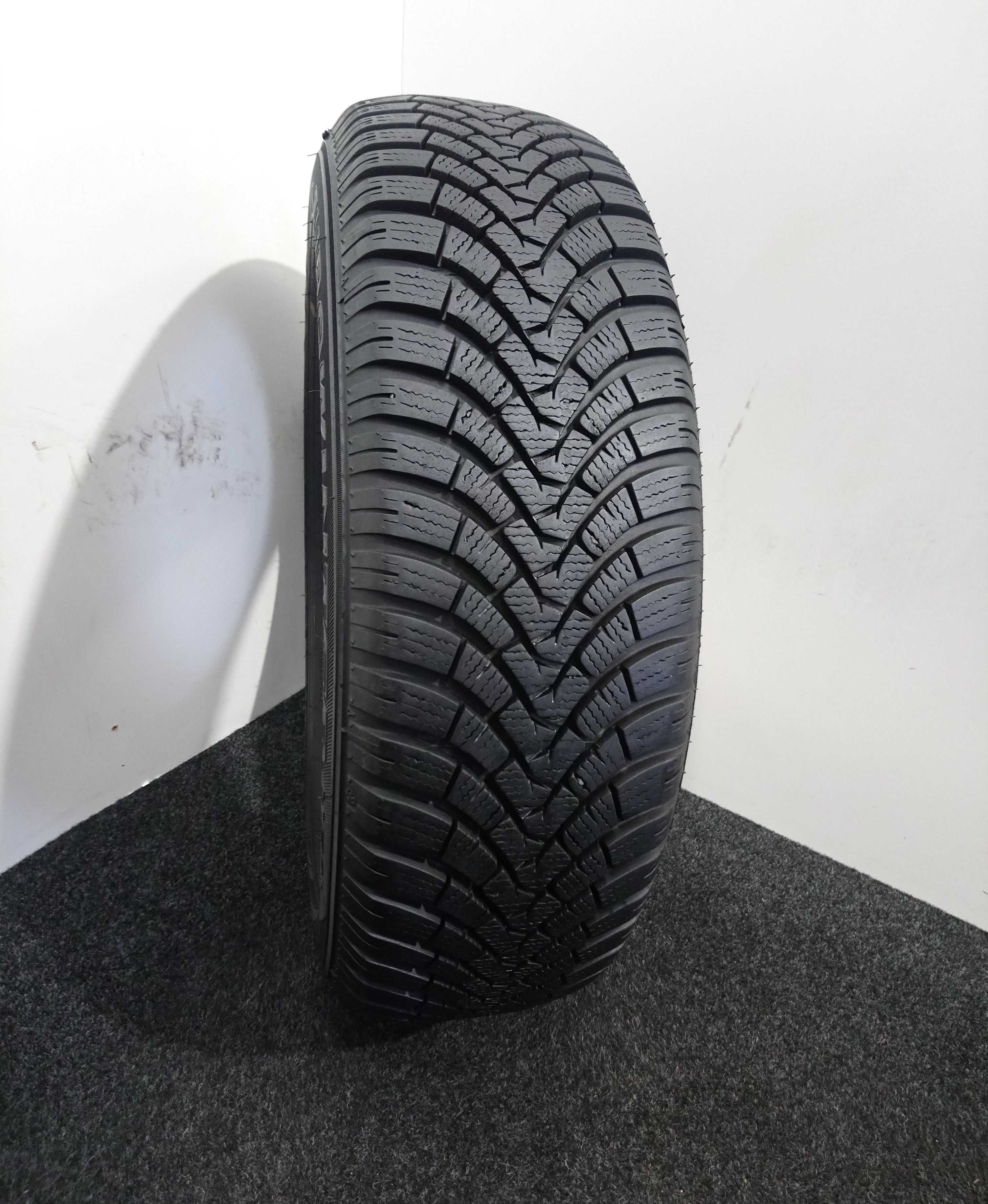 195/65R15 Falken EuroWinter HS01 95T XL // 7,8 mm jak NOWA
