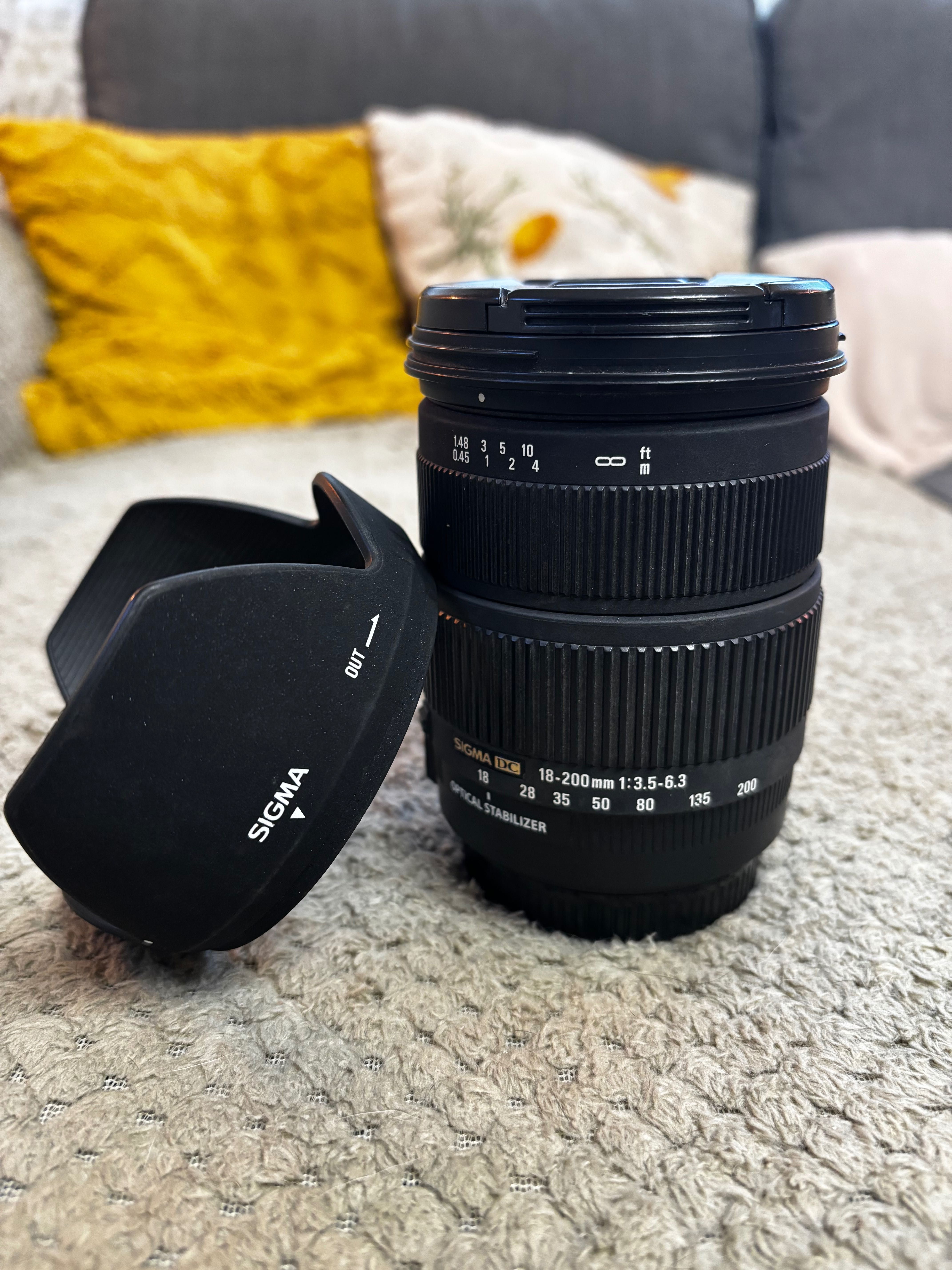 Objetiva Sigma DC 18-200