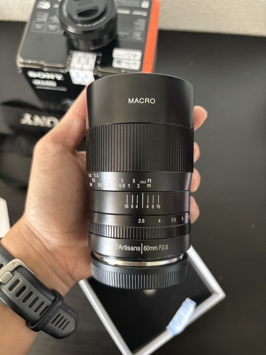 Sony a6400 + 3 objetivas + cartão de memória 256 GB