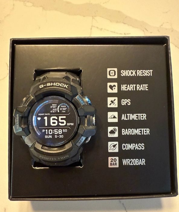 Casio G-Shock GSW-H1000 — умные часы Wear OS, как новые, оригинал