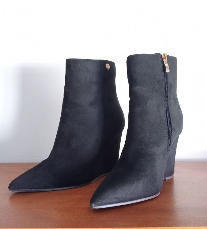 Botins de Camurça