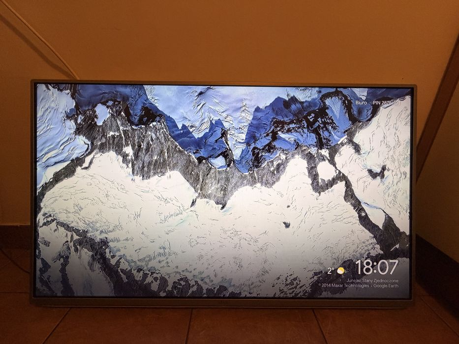 Telewizor LG 43 cale + Google Chromecast 2 + uchwyt