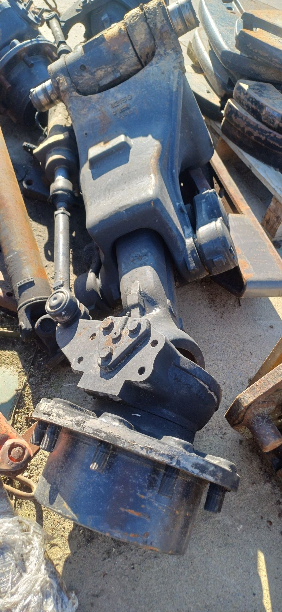Tuz  7485 Massey Ferguson 6485 silnik sisu części most 7495 oś części