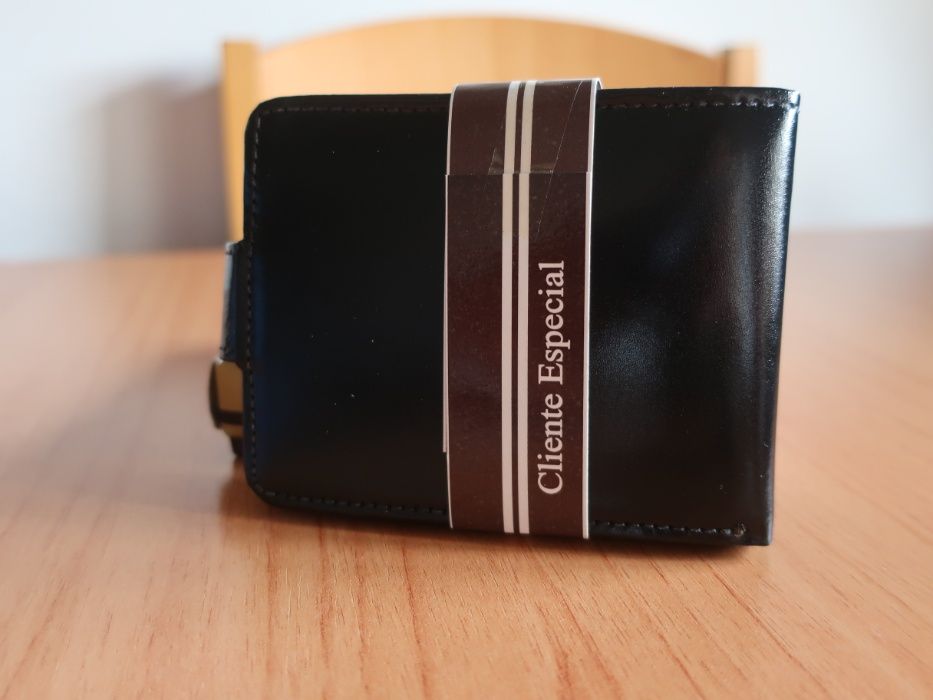 * * * NOVA Carteira Porta Documentos Masculina de Couro  * * *