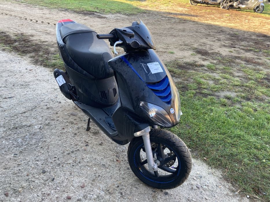 Piaggio Nrg 50 2t 21r na części moduł lampa osłony linka siedzenie