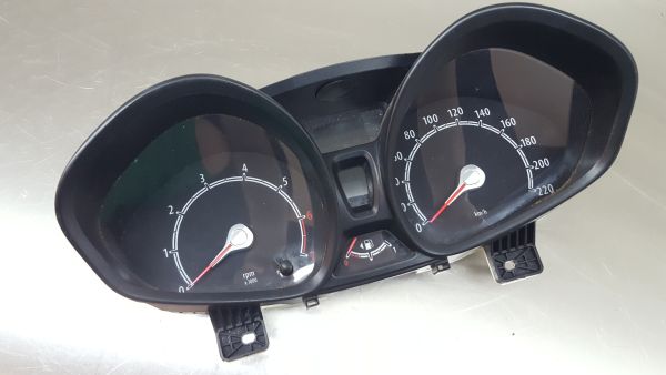 Quadrante / painel de instrumentos FORD Fiesta VI (CB1, CCN)