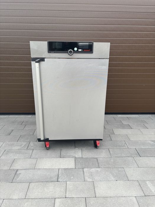 Komora klimatyczna Memmert HPP 260