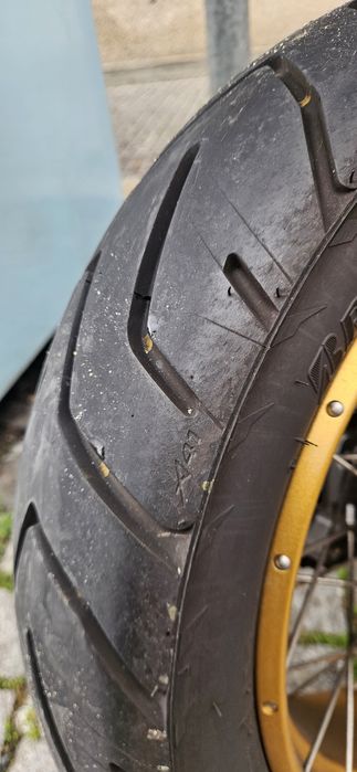 Pneus quase novos montados em bmw gs 900