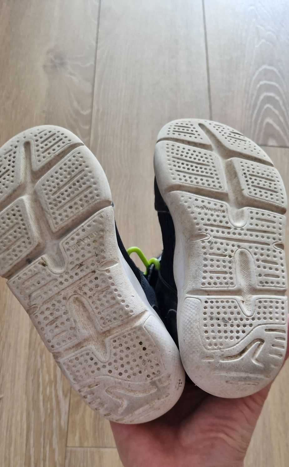 Adidasy decathlon r 28