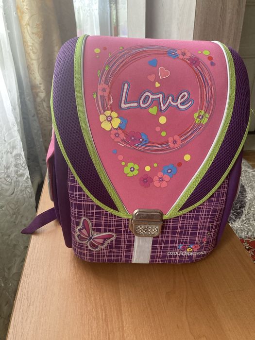 Рюкзак каркасний для дівчинки