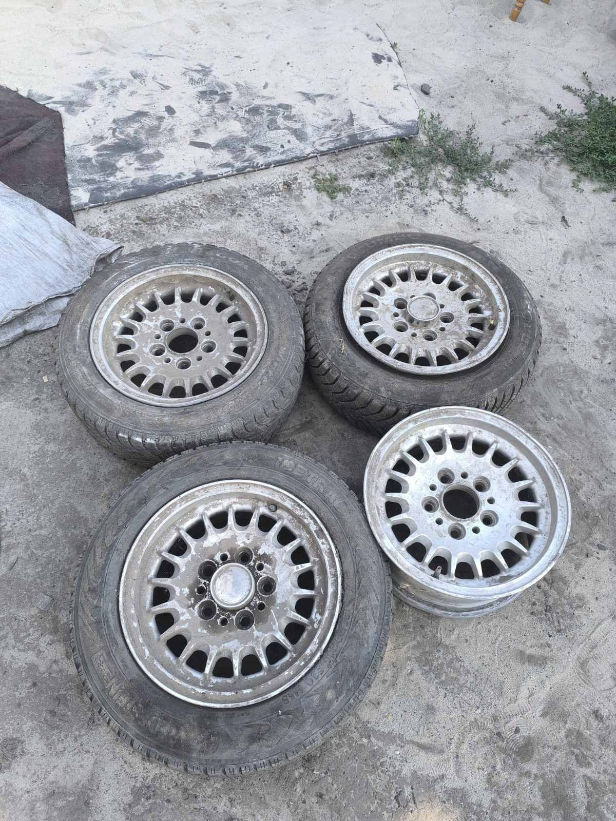 Продам титаны  р.14