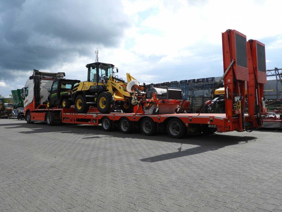 Замовити / Оренда низькорамний трал - для трактора чи екскаватора