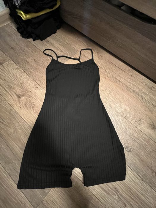 Чорний, літній комбінезон із шортиками