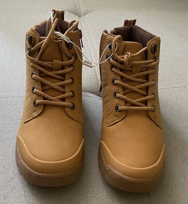 Черевики ZARA 36 розмір