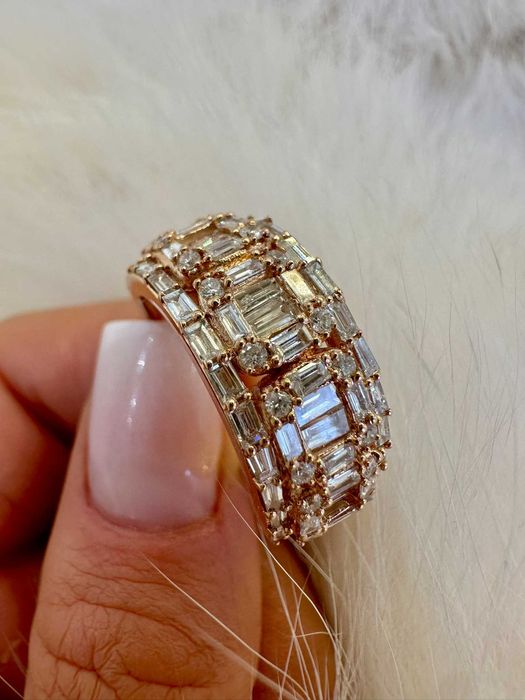 Pierścionek z diamentami naturalnymi 2.00  Ct