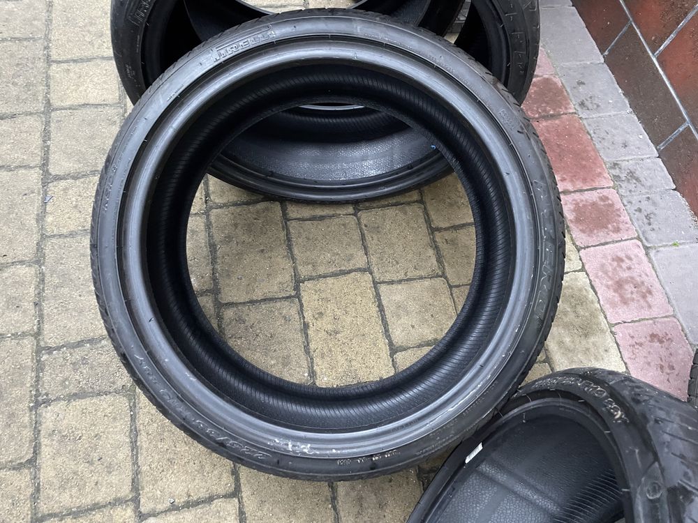 Резина літня Pirelli 225/35R19  19р.