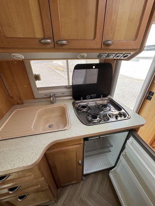 Autocaravana Perfilada Burstner com motor 2.8