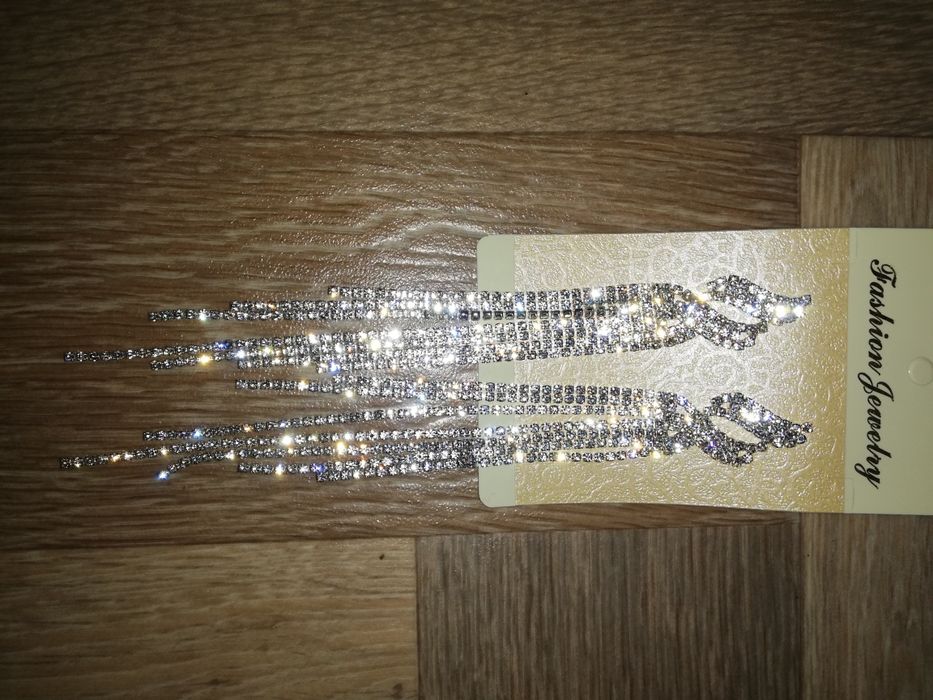 Свадебные серьги с белыми кристаллами