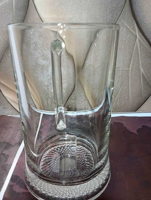 Продам пивные бокалы