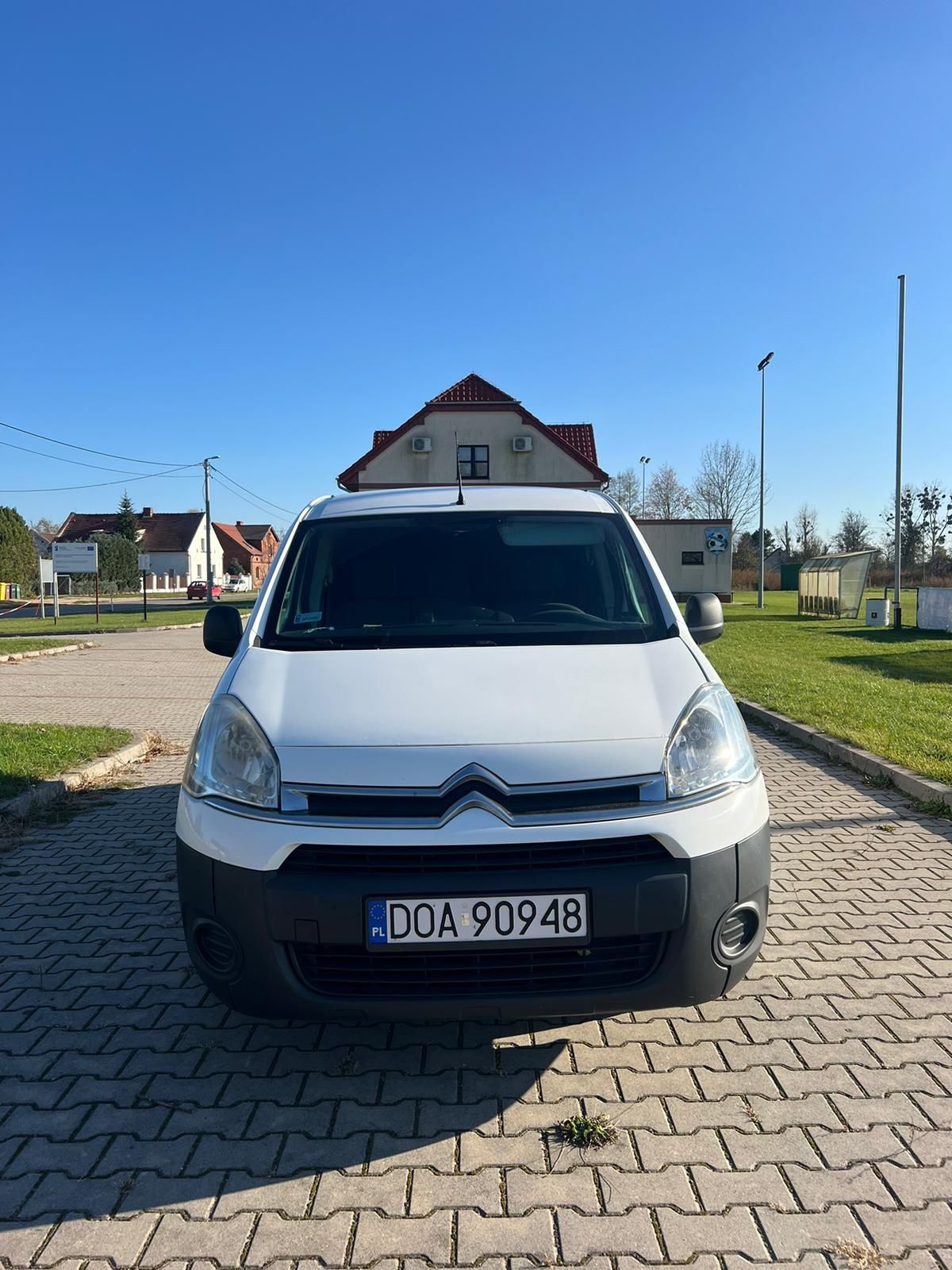 Wynajem Citroen  Furgon Berlingo Osobowy  Dostawczy Bus