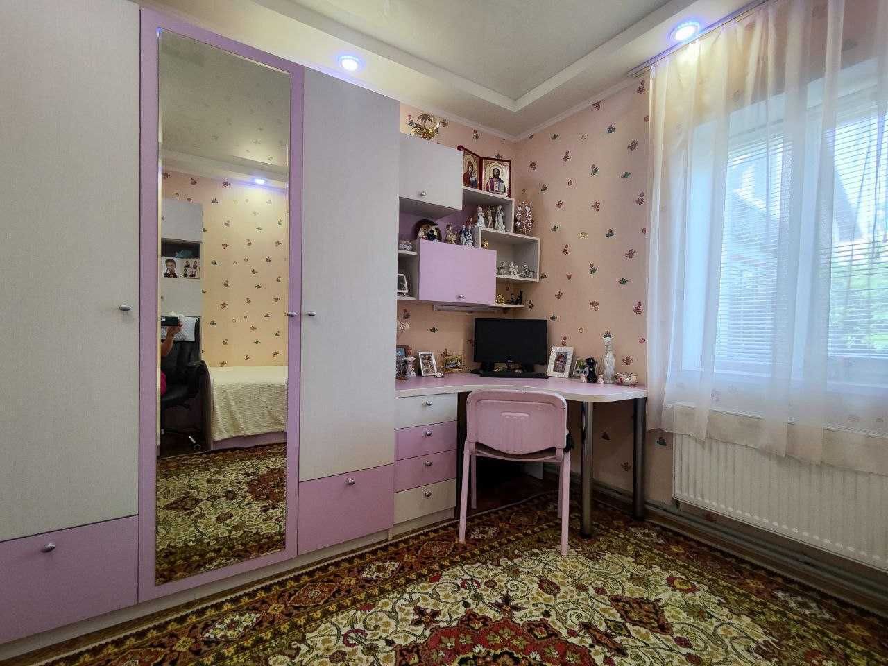 Продам будинок на ж/м Сокыл-2.